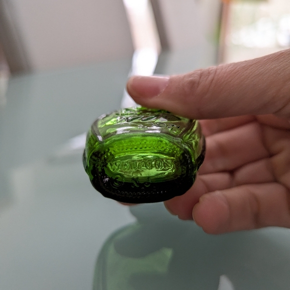 Thomas Jefferson Green Miniature Glass Bottle Wheaton, NJ - Picture 5 of 8